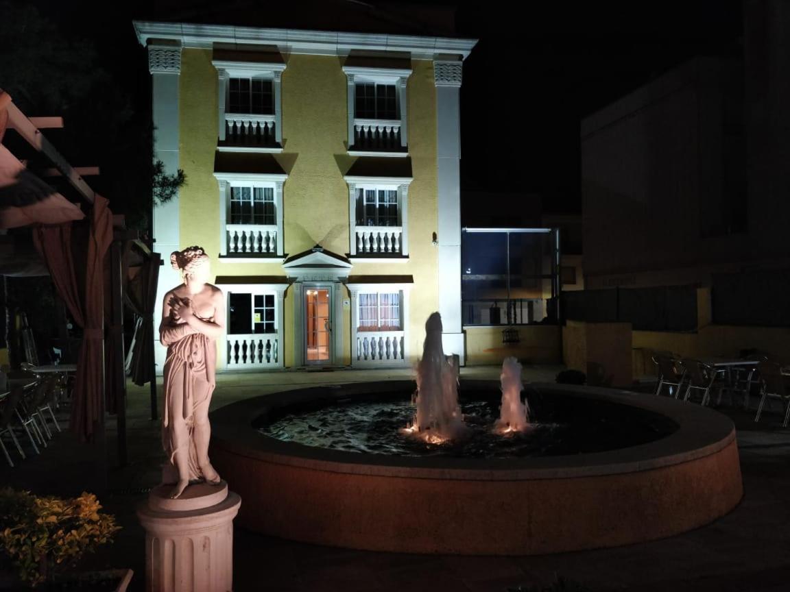 Hotel Pete Castell-Castell-Platja d'Aro Buitenkant foto